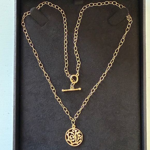 Designer CATHY WATERMAN 22K Yellow Gold Diamond LOVE Pendant LACY Chain Necklace - Picture 4 of 16